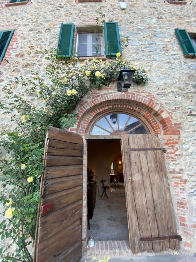 Agriturismo La Via Dell'Oliviera Ciciano Екстериор снимка